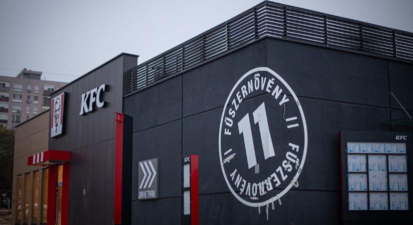 Így néz ki az ország legújabb KFC-étterme – decemberre ígérték az átadást