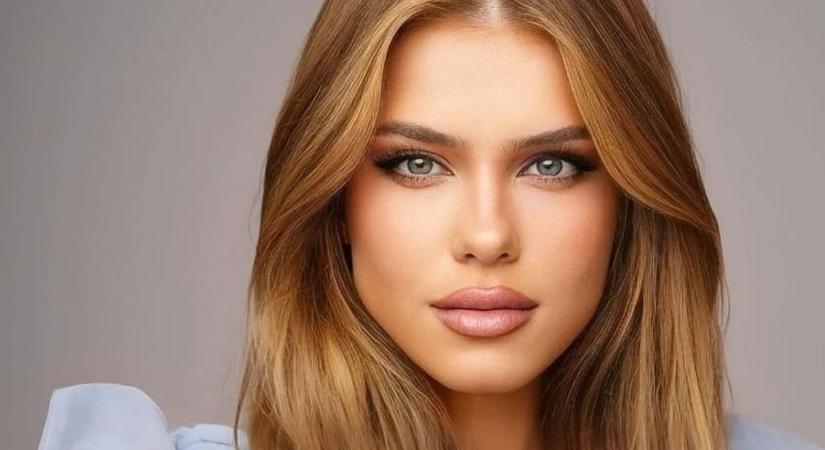 Miss Universe 2024: huszár jelmezben, turul szárnyakkal lépett színpadra a magyar versenyző – videóval!