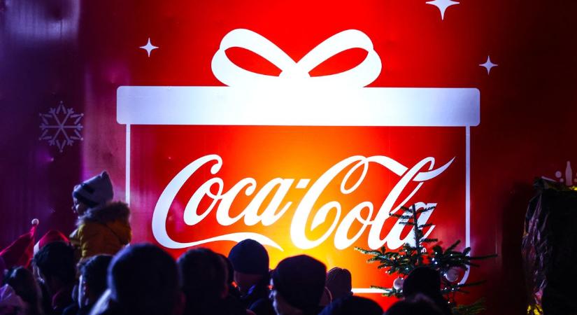 Kiverte a biztosítékot a rajongóknál a Coca-Cola új Mikulás-videója