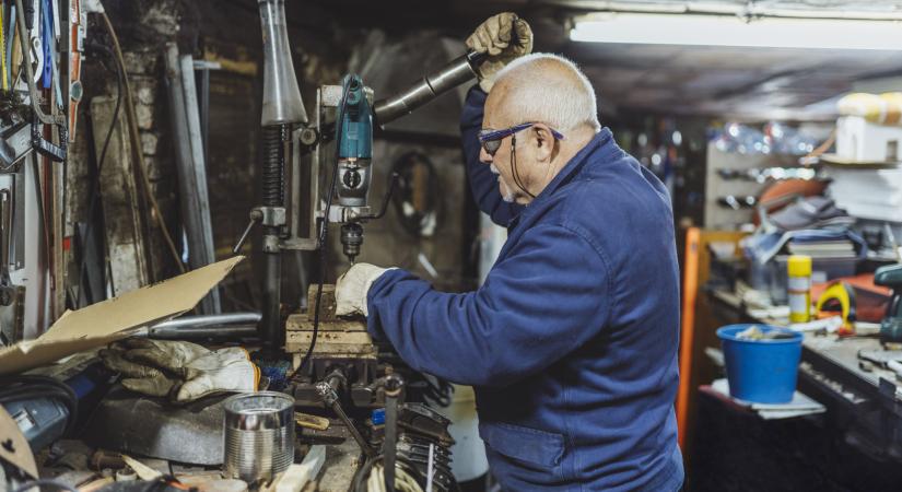 Katasztrófa, ami az idősekkel történik a munkahelyen