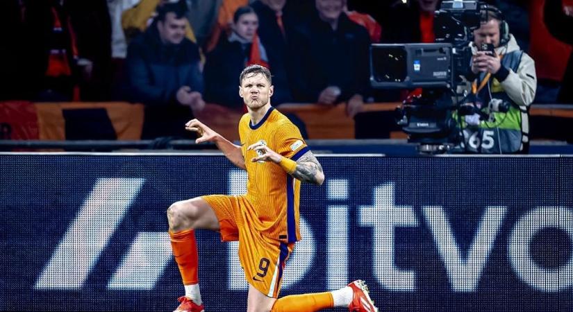 Kiborult a holland legenda, miután honfitársa Szalai rosszulléte után látványosan ünnepelt