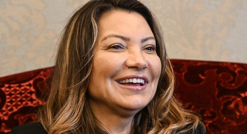 Kegyetlenül elküldte a búsba Elon Muskot a First Lady