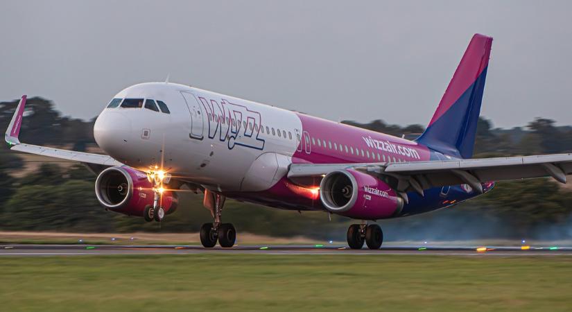 Olyan brutális köd lepte el Debrecent, hogy nem tudott landolni a WizzAir gépe - itt szálltak le végül