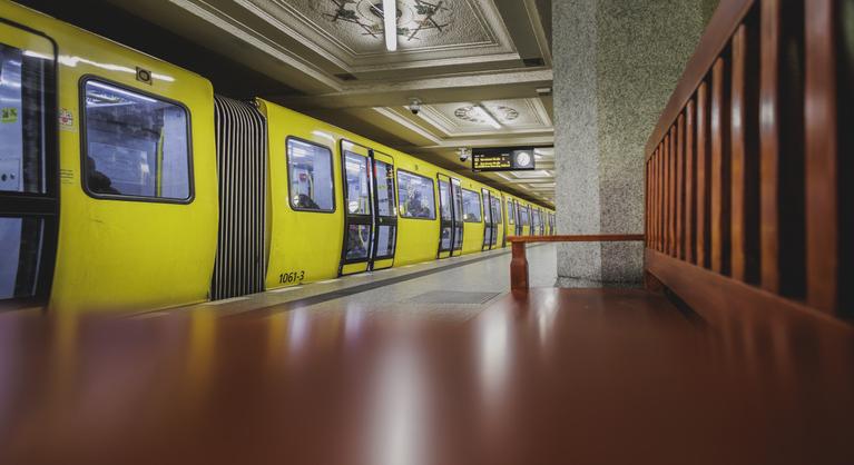 Berlinben felvetődött a csak nők által használható metrókocsi ötlete