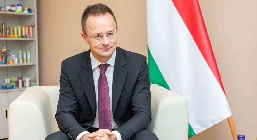 Szijjártó Péter szerint vármegyénk a magyar gazdaság egyik fellegvára