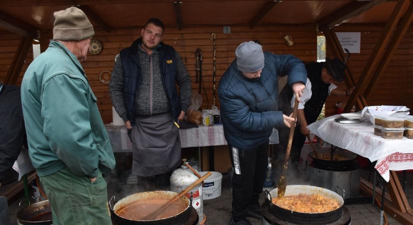 Nagy érdeklődés övezte a berekfürdői fesztivált – a nap legfontosabb hírei egy helyen