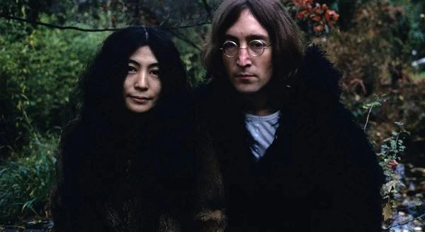 Visszakerült Yoko Ono-hoz a karóra, amit John Lennon 40. születésnapjára vett