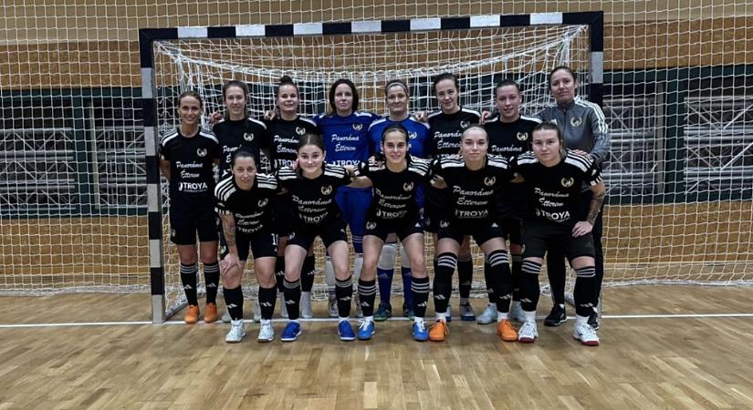 Női futsal: újra simán nyert a DEAC a DVTK ellen