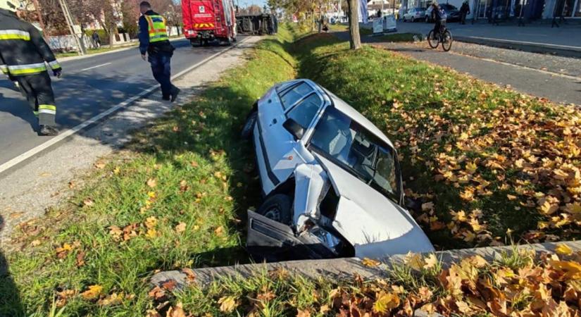 A híd mellé hajtott egy autós a hétvégén