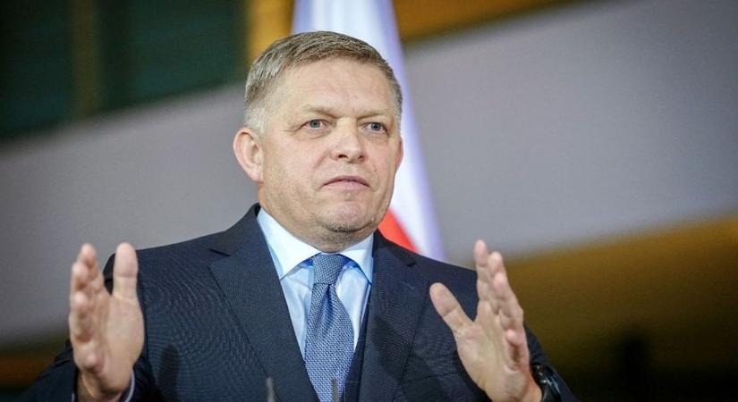 Robert Fico egyetért Magyarországgal: kiborult az amerikai elnök akciója miatt