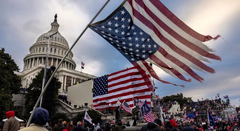 Elítéltek egy gyilkosság miatt leszerelt amerikai veteránt a Capitolium ostroma ügyében