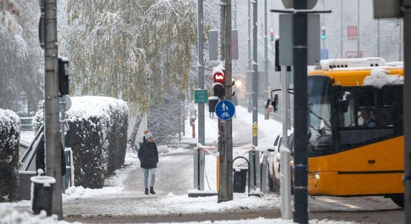 Szerda este hét órától kettes fokozatba kapcsol a közút