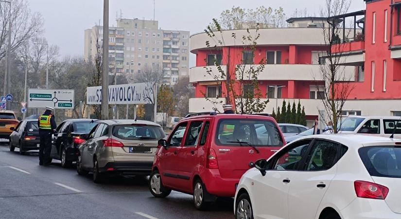 Végigrongyolnak a lakóparkon