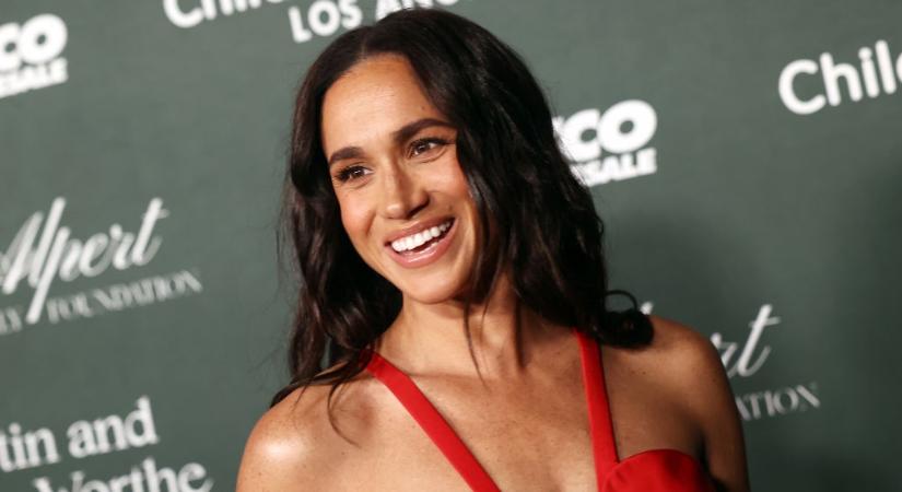 Meghan Markle ruhája elegáns, mégis szexi ruhája tökéletes választás az ünnepekre!