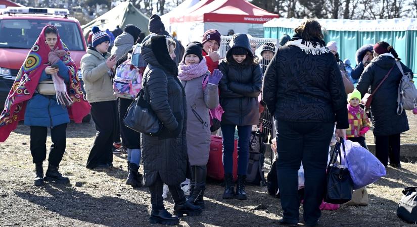 Prága 20,7 milliárd korona értékű humanitárius segélyt nyújtott az ukrán menekülteknek