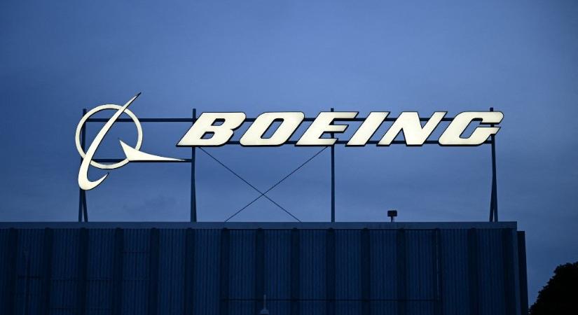 Leépít a Boeing, repülnek a mérnökök