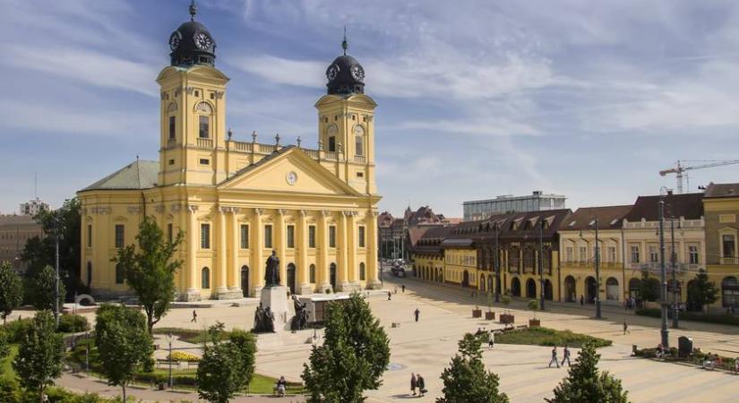 Meghökkentő égi jelenséget kaptak lencsevégre Debrecen felett: ez rá a magyarázat