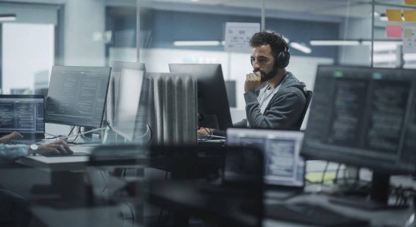 Hetek óta dübörög a magyar call center rali