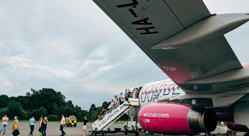 Elárulta a Wizz Air: ezért késnek a járataik - szerintük javult a helyzet