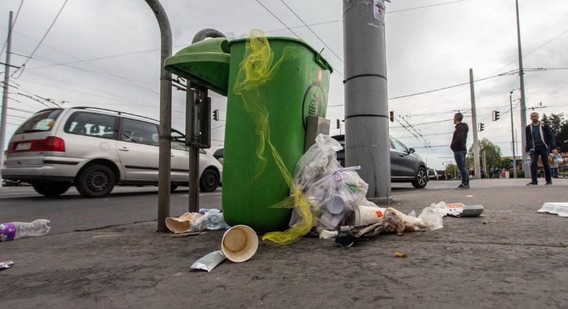 Karácsony leszereltette a kukákat, most arra kéri a budapestieket, hogy ne szemeteljenek