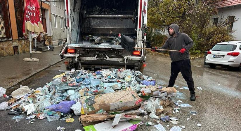 Budakeszin kis híján felgyulladt egy kukásautó, az útra öntötték a szemetet