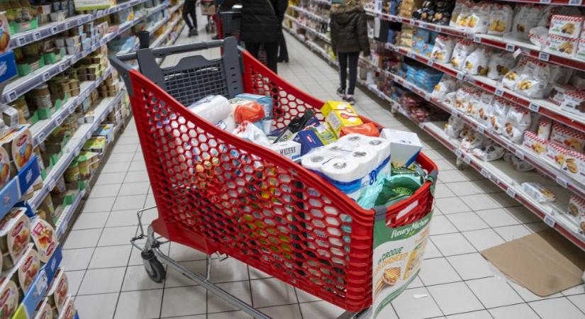 Bajban lehetnek az Auchan vásárlói, közleményt adott ki a francia áruház