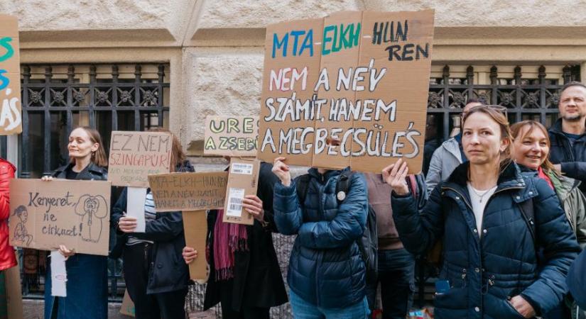 Szégyenletes, érthetetlen, csak ront a helyzeten – Kiakadtak a kutatóhálózat átalakítását célzó javaslat miatt az akadémikusok