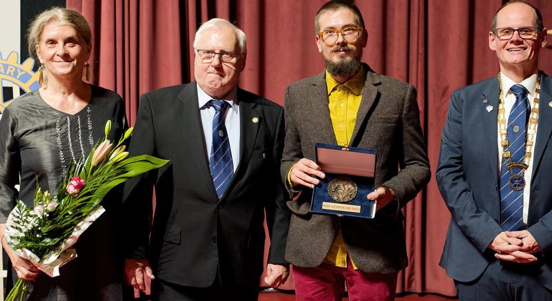 Veres Márton Vitéz szobrászművész kapta a Rotary Club Szombathely Kiss Sándor-díját