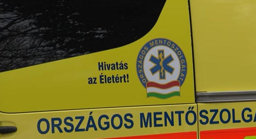 A kórház helyett inkább hazavitte a mentő a gerincsérült férfit, meghalt