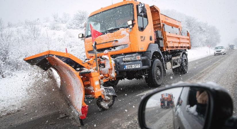 Érkezik a havazás Vas vármegyébe, a Magyar Közút reagált - ezt tette és teszi a közútkezelő