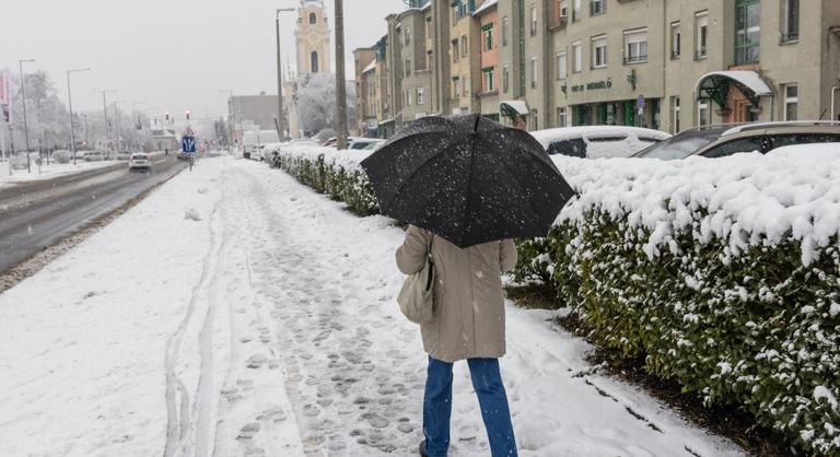 Fehérbe borul a fél ország, figyelmeztetést adott ki a Magyar Közút