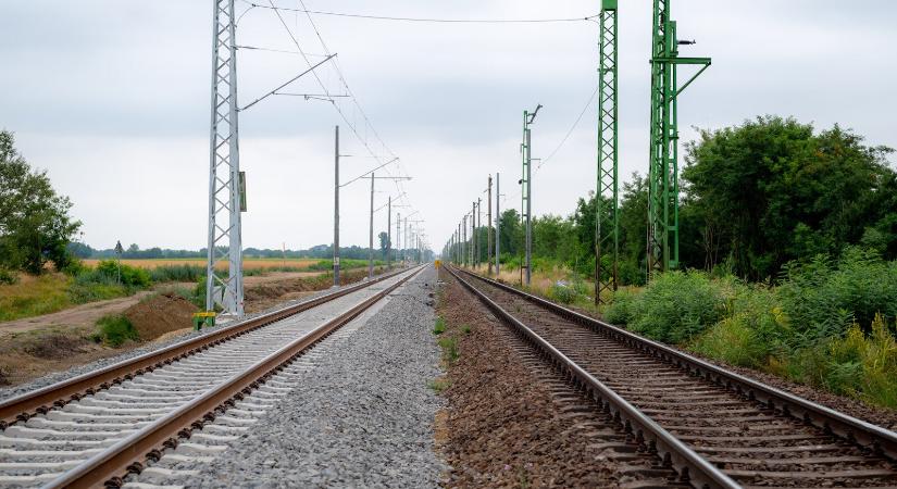 Óriási új vasútfejlesztések indulank a következő két évben az Alföldön, Kecskemét vasútállomása is megújul