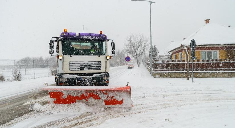 Háromszéken 45 település maradt villany nélkül – Az utak járhatóak