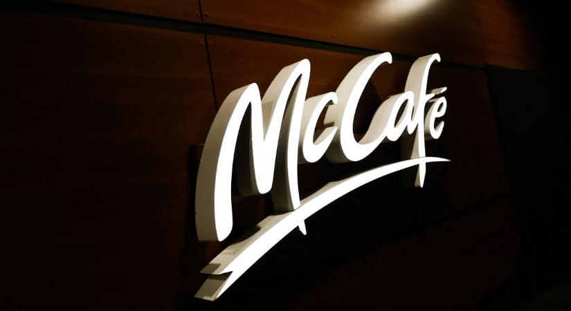 Bajba került a McDonald’s: nem tud kávét csinálni a vendégeinek