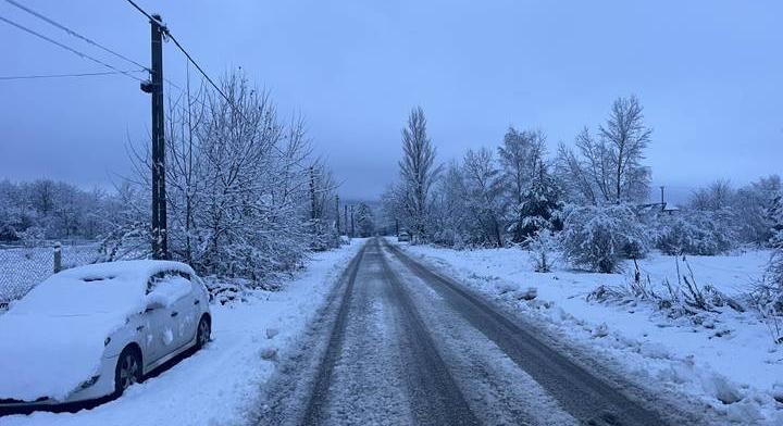 A Dunakanyarban nincs áram, hókotrók akadtak el: letarolt minket a havazás