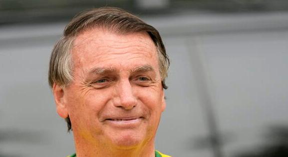 Bajban Jair Bolsonaro volt brazil elnök: már a rendőrök is tudják, hogy tudta