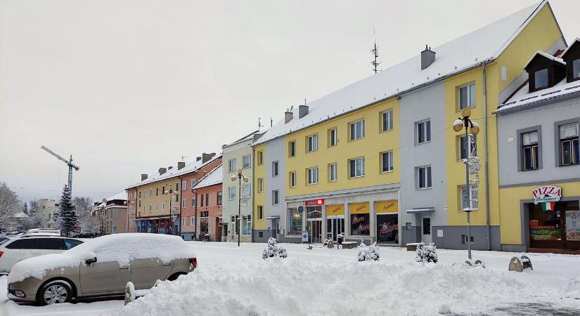 Havazás, hófúvás és erős szél miatt adtak ki riasztást ezekre a járásokra!