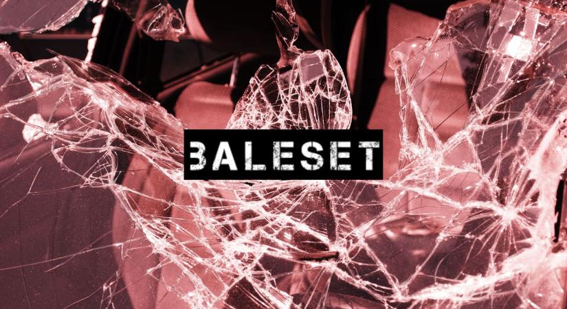 Csúnya baleset a 49-es főúton