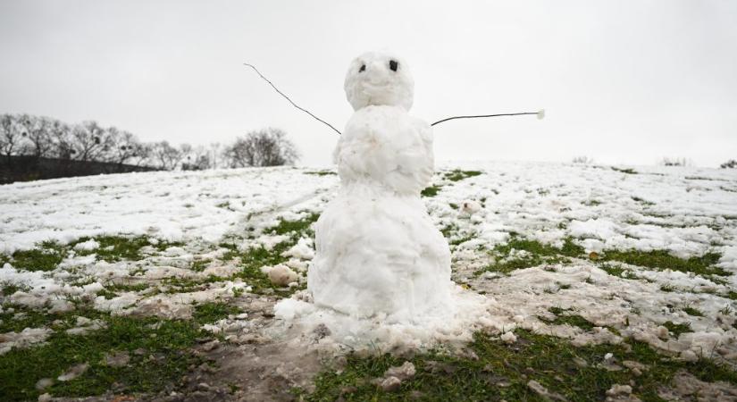 Képeken az idei tél első havazása