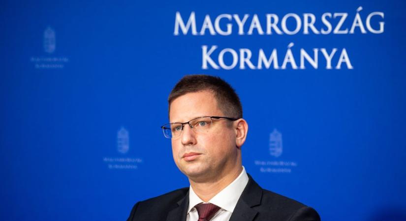 Gulyás Gergely azt mondja, ő időben szólt, hogy Magyar Péter elmebeteg