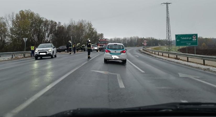 Latyakos úton csattant egymásba a két autó helyszíni fotó