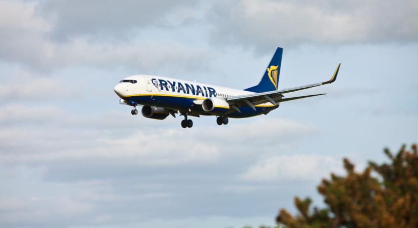 Repült a gigabírság a fapados légitársaságoknak: így trükközött a kézipoggyászokkal a RyanAir, EasyJet