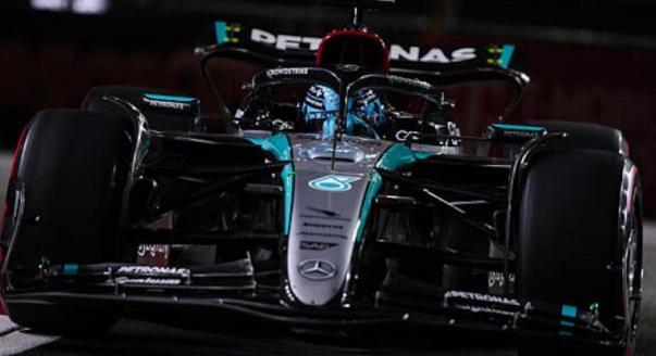 Russellé az F1-es Las Vegas-i Nagydíj rajtelsősége