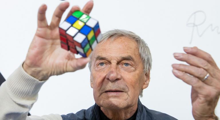 Rubik Ernő első bevételéből olyan autót vett, amelyhez ötven év után is kötődik