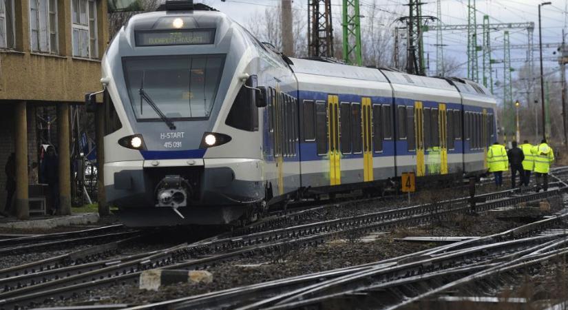 MÁV: pénteken négy és fél órát késett az egyik InterCity a miskolci vonalon