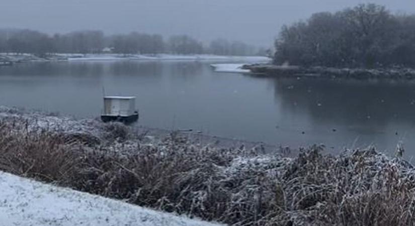 Így fest a behavazott Tisza-tó  videó