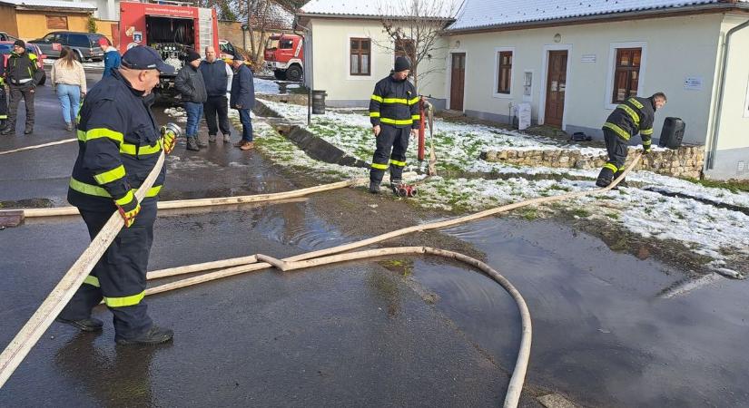 Dányi Robiért az osztálytársai, Istenes Bencéért a bunyó rajongói szurkolhatnak vasárnap