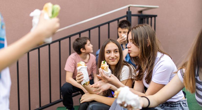 Ingyenes a tízórai ebben a középiskolában