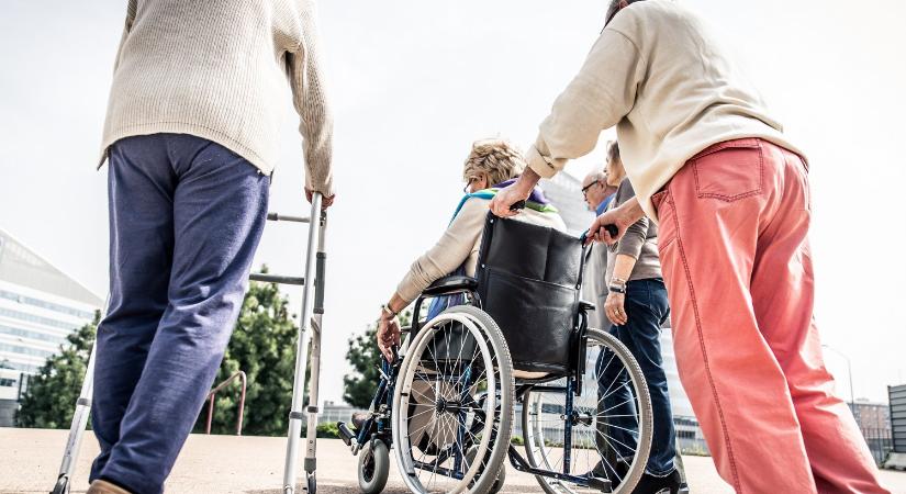 Nyugdíjváltozásokra készül a kormány: így védhetők meg a nagyobb kifizetések