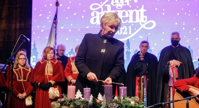 Nemsokára megnyílik Eger új üzletcsarnoka, kezdődik az Eger Advent és elfogták Sanyit